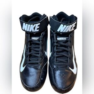 Nike men’s black football Cleats size 11